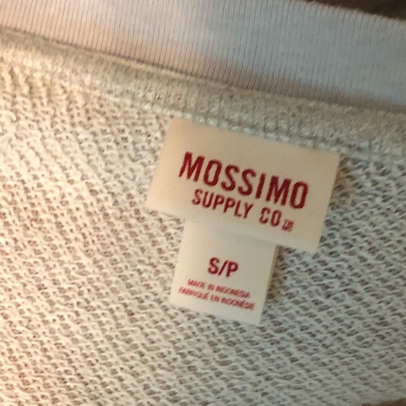 Women’s Top - Picture 6 of 6